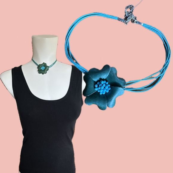 Vintage Teal Leather Flower Choker Necklace – Statement Floret Pendant - Picture 1 of 5